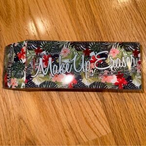 BN The Original MakeUp Eraser 🌺